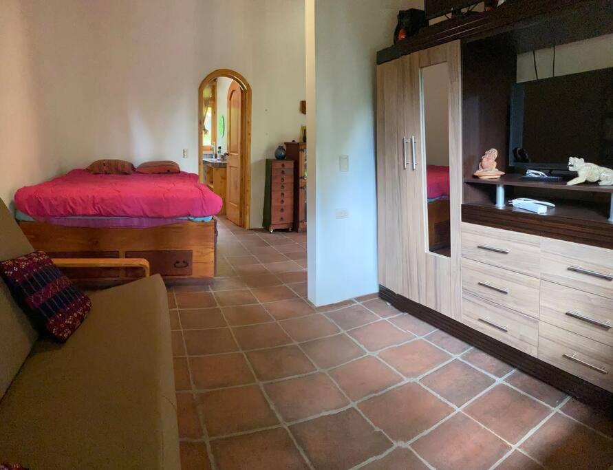 Peaceful Hideaway Villa Santa Cruz La Laguna Exterior photo